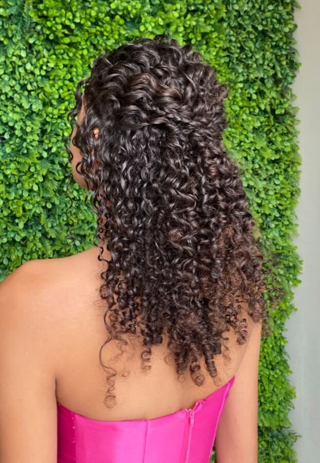 Penteado cacheado